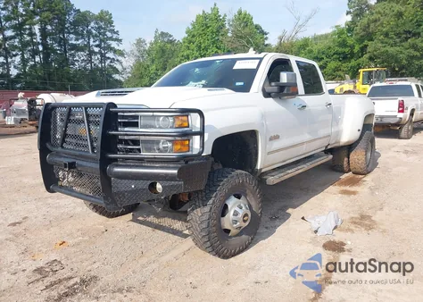 2019 Chevrolet Silverado K3500 High Country from USA, damaged, VIN 1GC4KYEY0KF128845